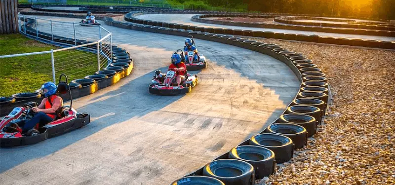 extreme racing center Branson go karts